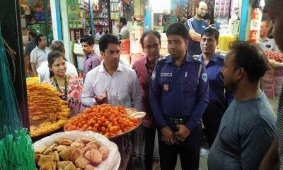 চাঁদপুরে ভোক্তা অধিকারের বাজার তদারকি,বিভিন্ন প্রতিষ্ঠানে জরিমানা