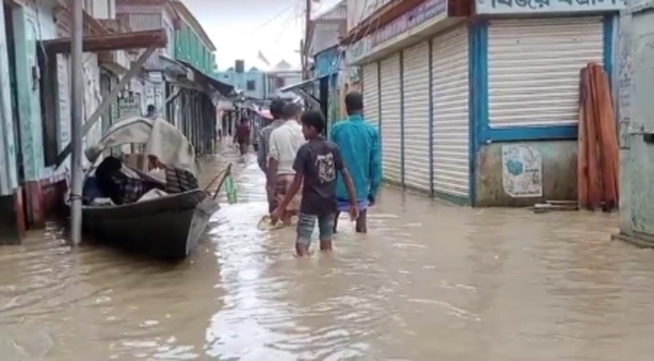 পাহাড়পুরের মানুষ ১ মাস ধরে পানিবন্দী মানবেতর জীবন