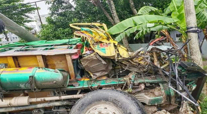 রাজবাড়ীতে বাস-ট্রাকের মুখোমুখি সংঘর্ষে নিহত ১, আহত ৬